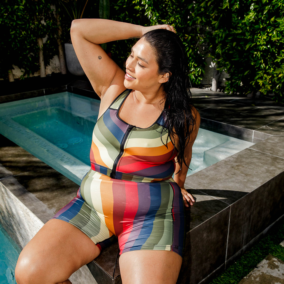 Swim 4.5" Shorts - Rainbow Wave