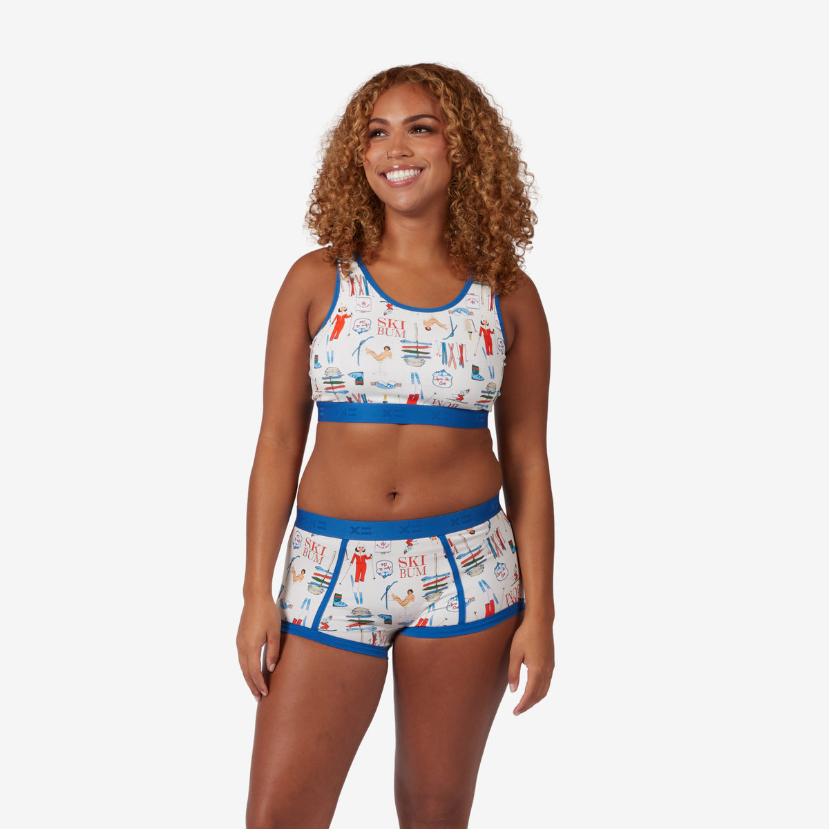 Model: Neveah is 5' 7" and wears a Medium