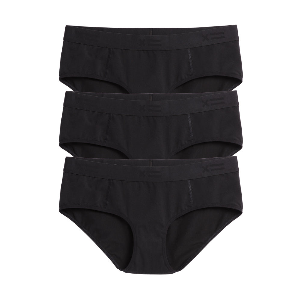 Model: This item runs small. Size up 1 size.