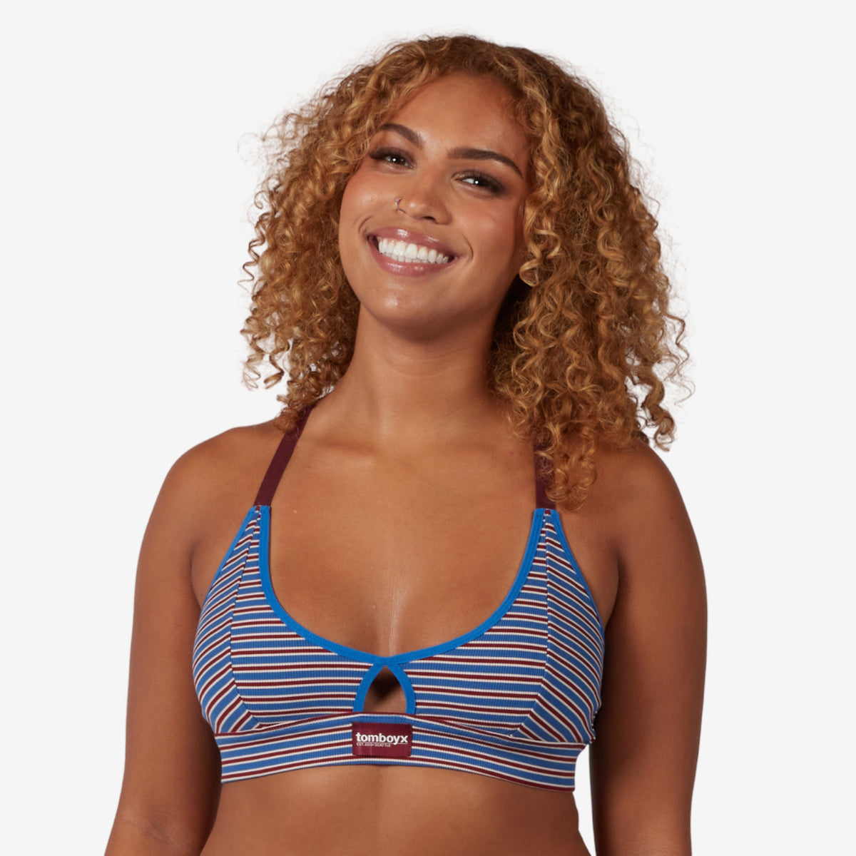 Model: Neveah is 5' 7" and wears a Medium