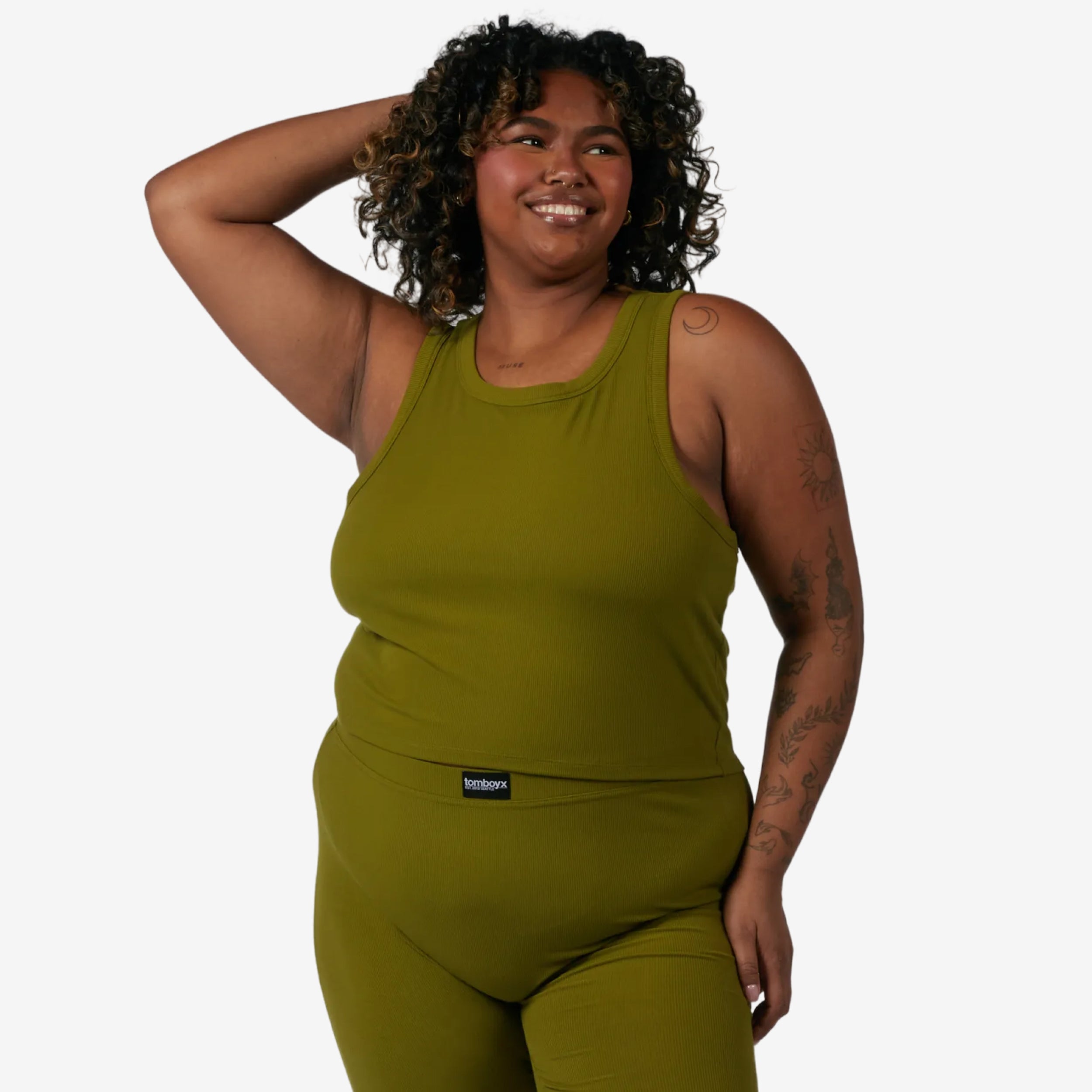 Model: Maliyah is 5'7" and wears a 2X