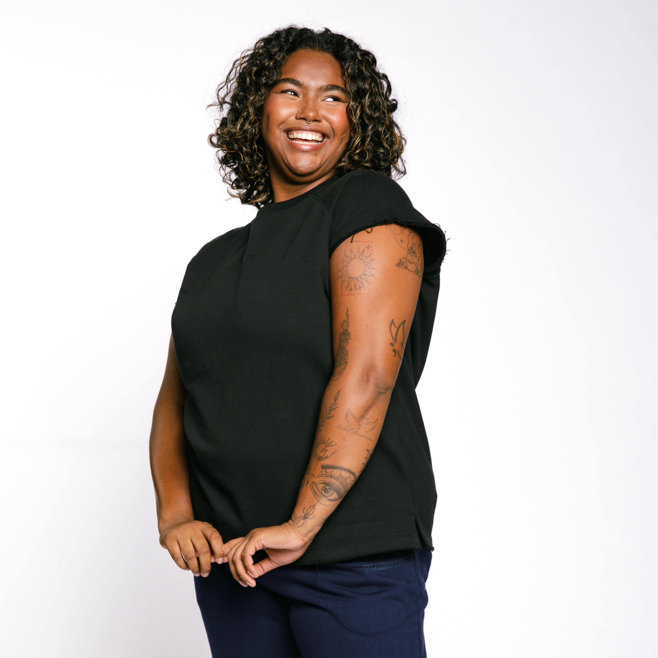 Model: Maliyah is 5'7" and wears a 2X