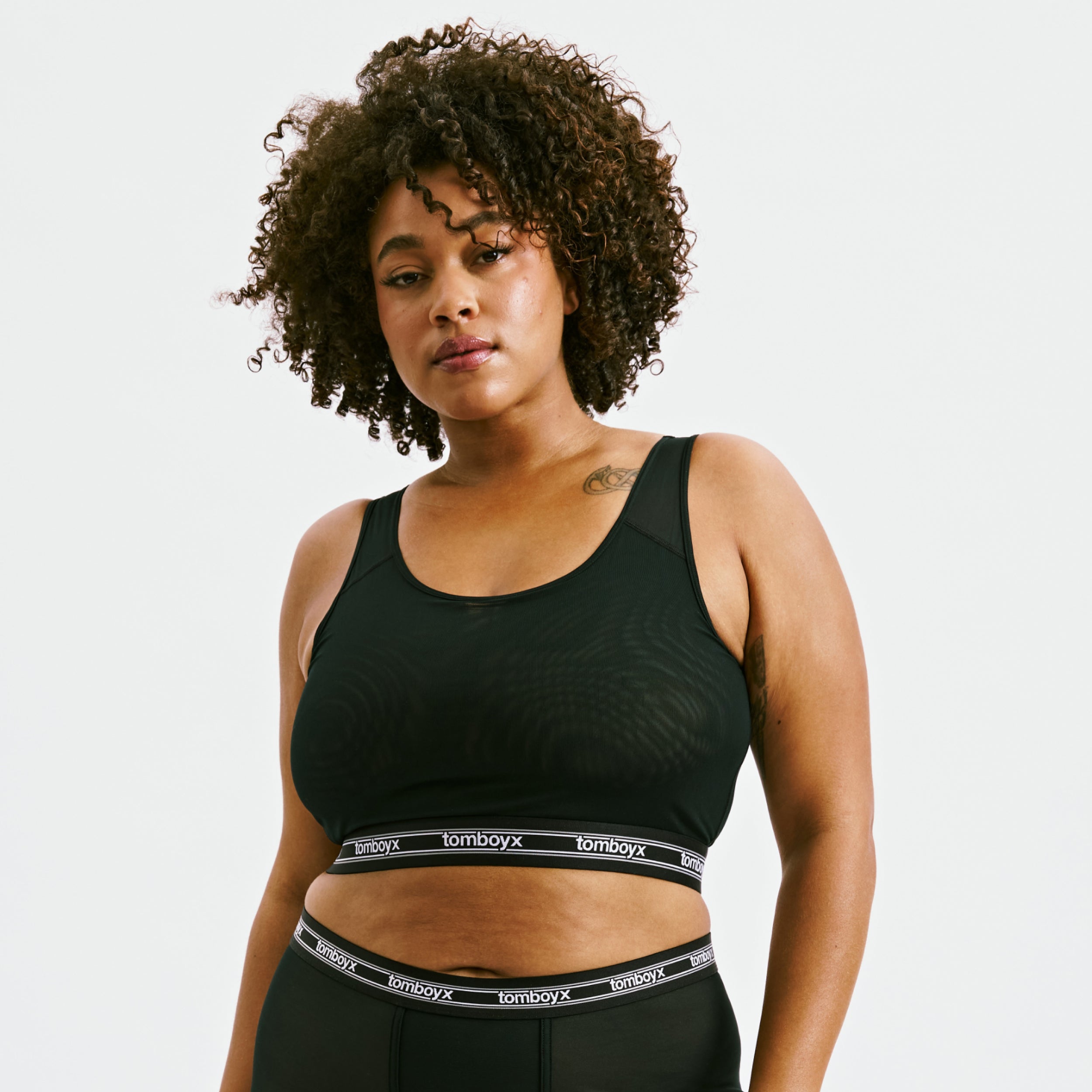 Model: Tambrie is 5'8" and wears a 2X