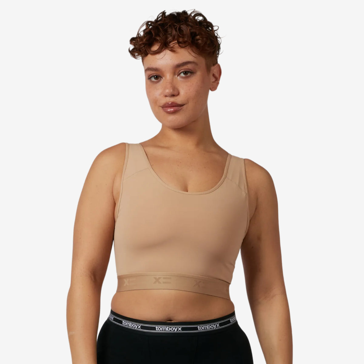 Model: Ariana is 5'7" and wears a medium