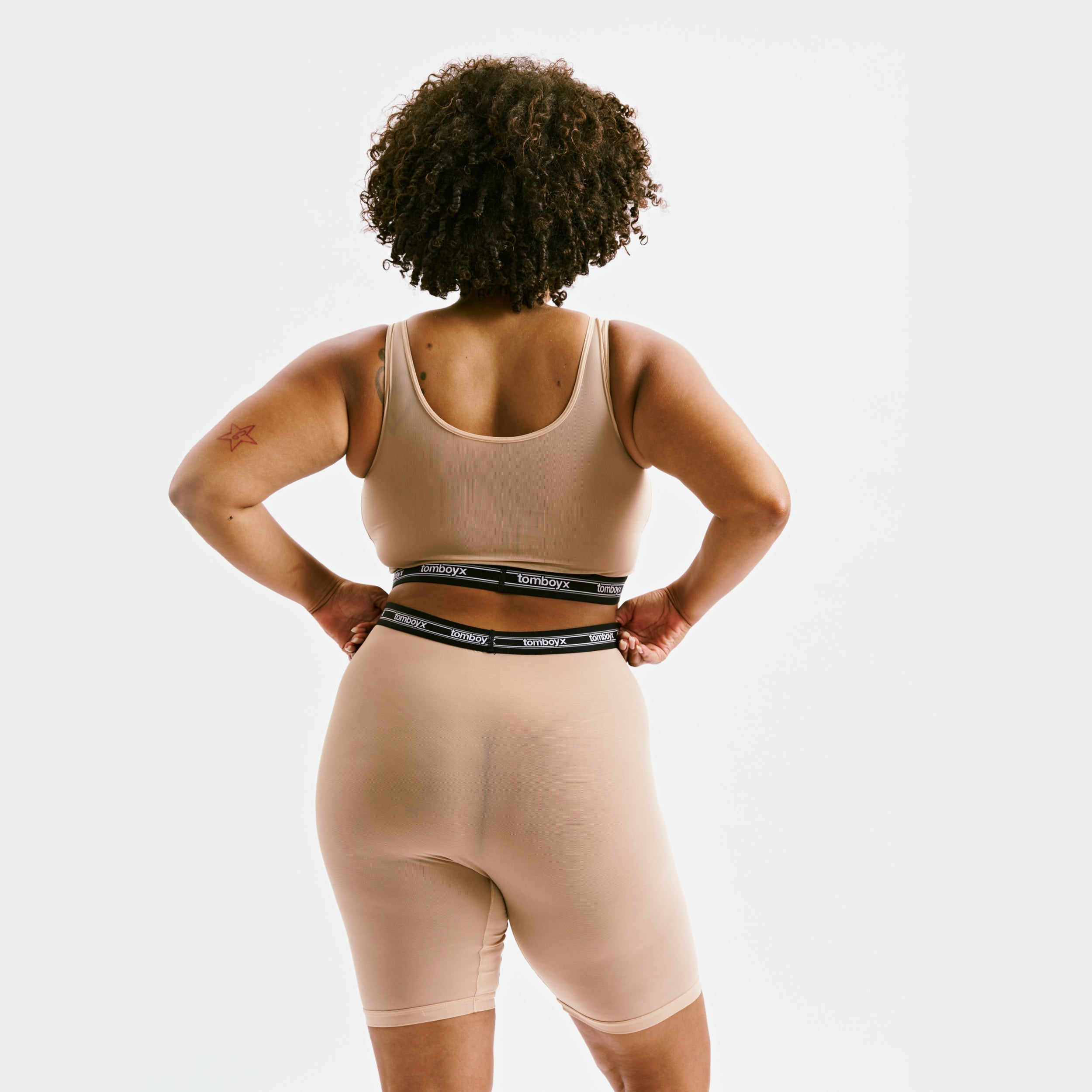 Model: Tambrie is 5'8" and wears a 2X