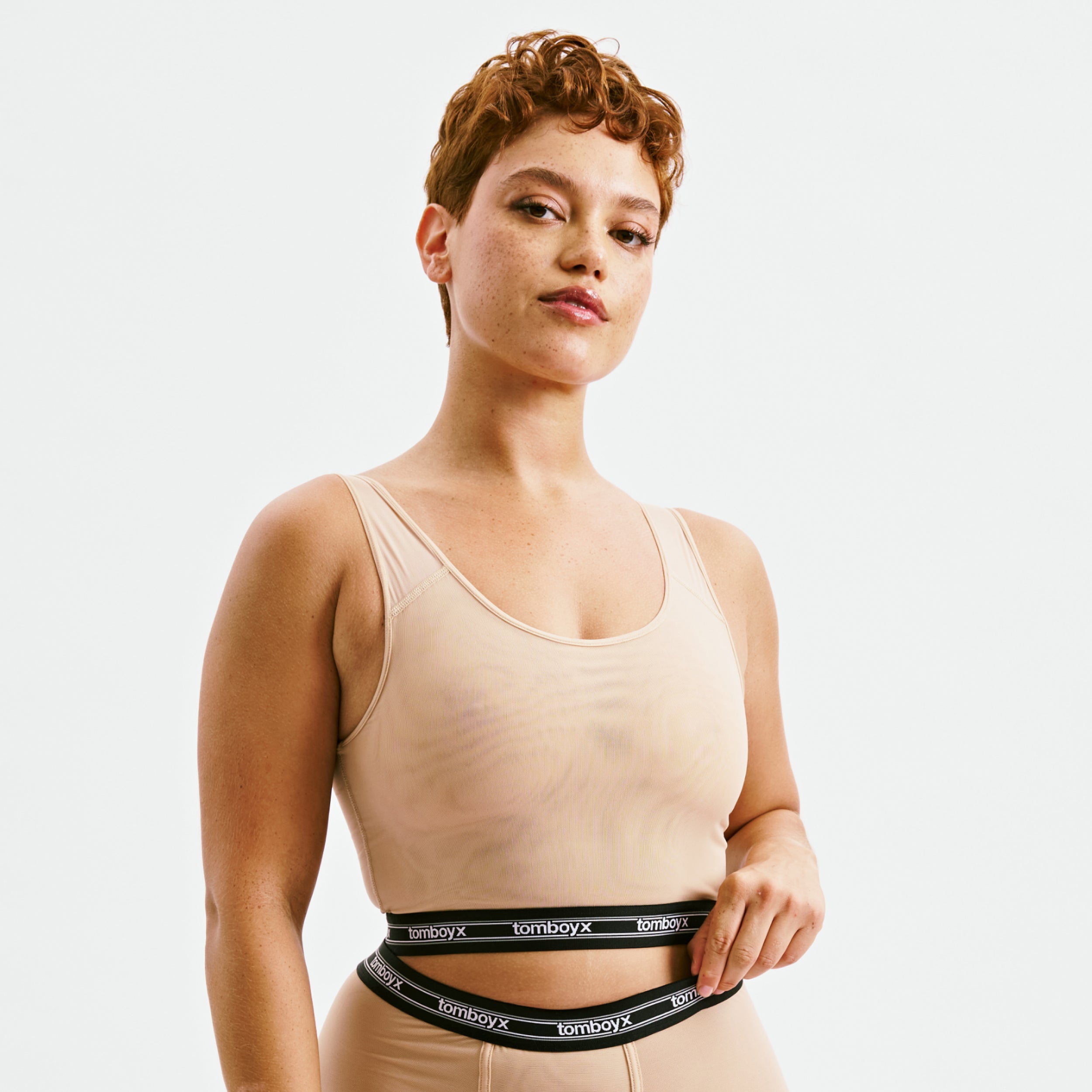 Model: Ariana is 5'7" and wears a medium