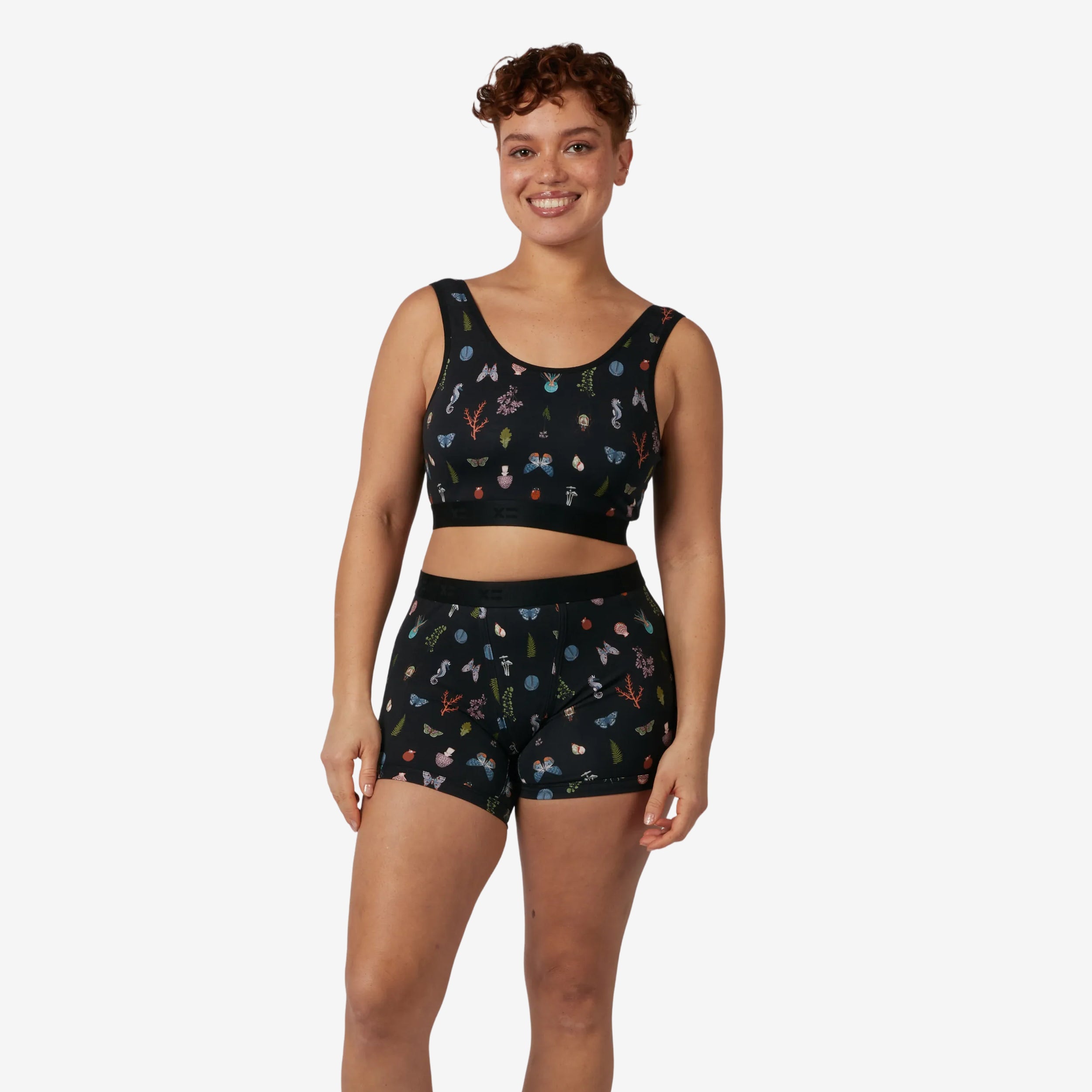 Model: Ariana is 5'7" and wears a medium