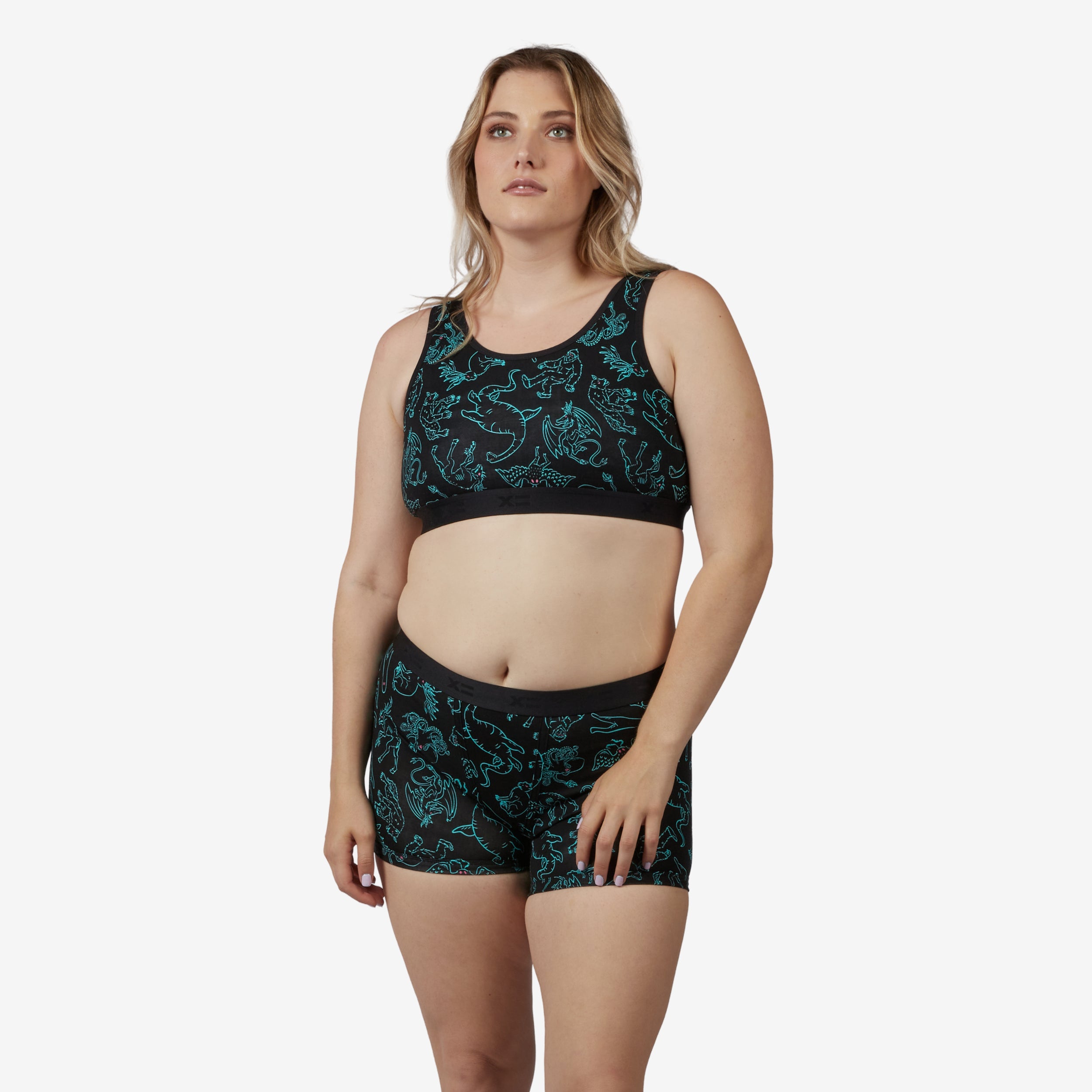 Model: Natalie is 5'11" and wears a Medium