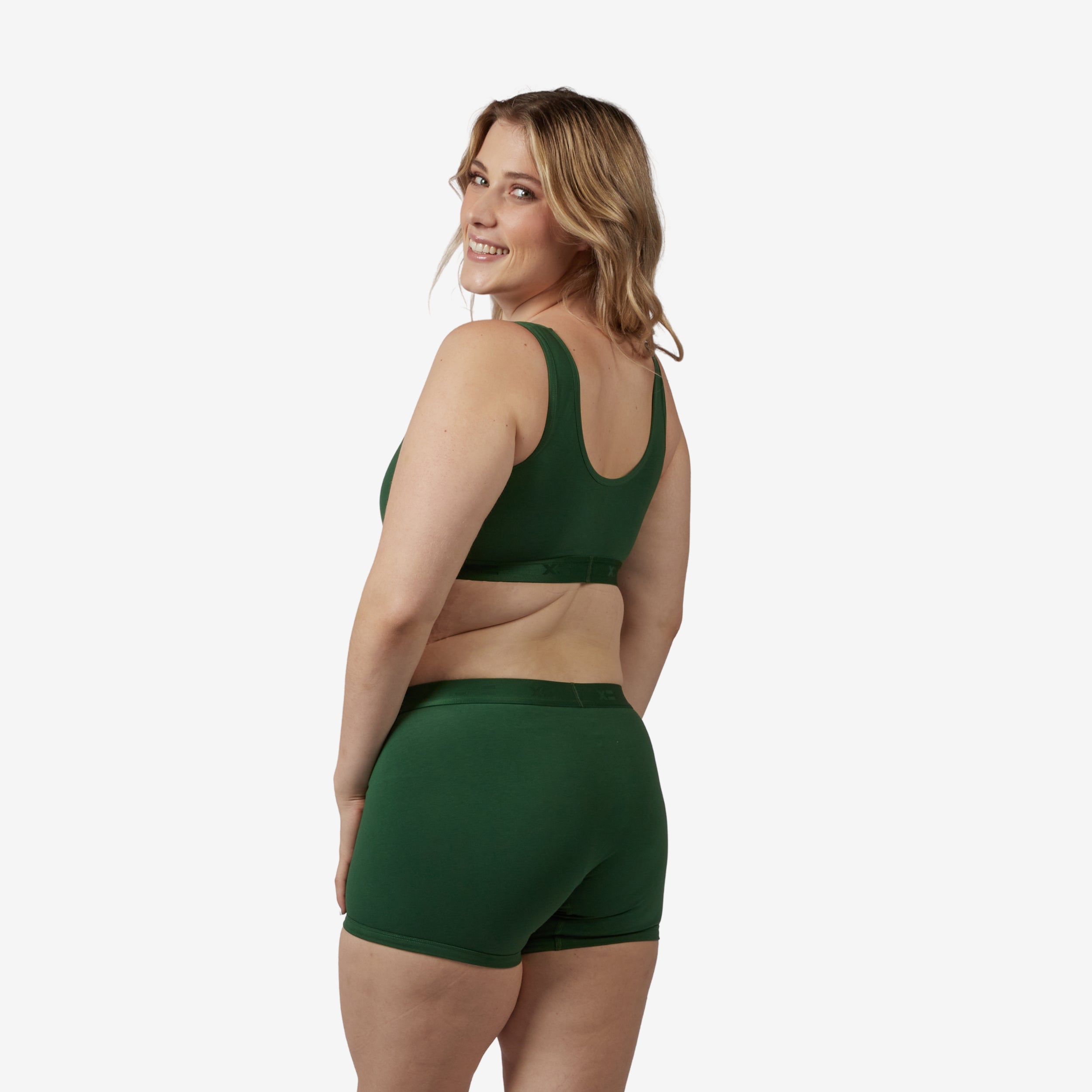 Model: Natalie is 5'11" and wears a Medium