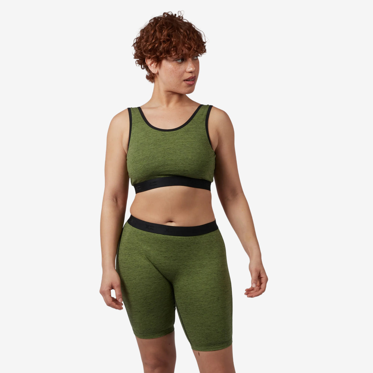 Model: Ariana is 5'7" and wears a medium