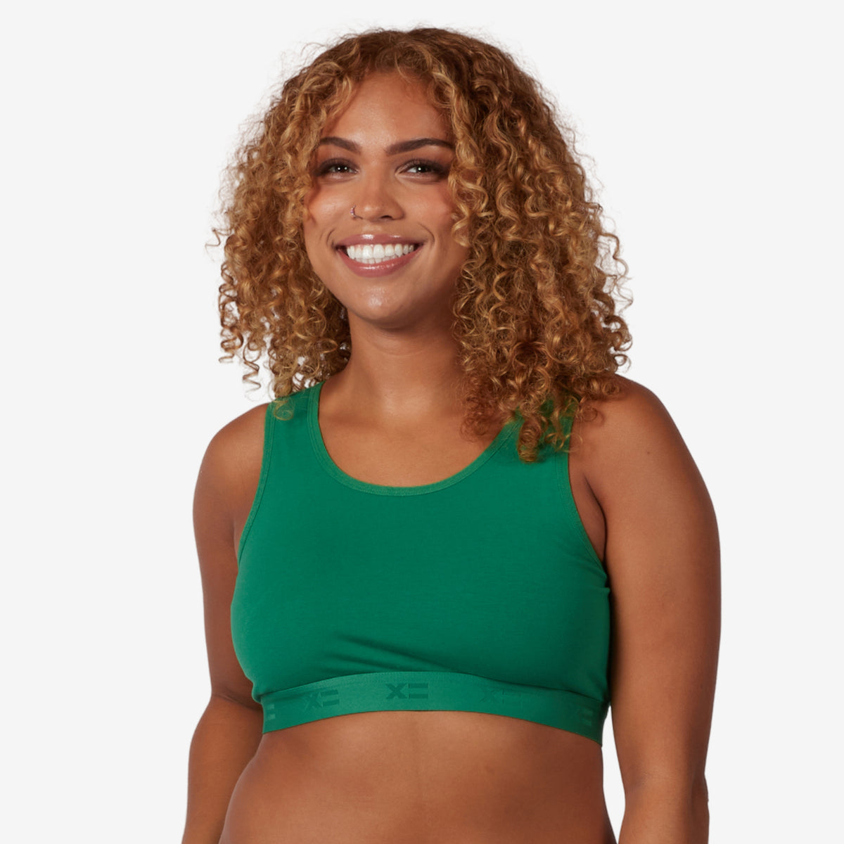 Model: Neveah is 5' 7 and wears a Medium