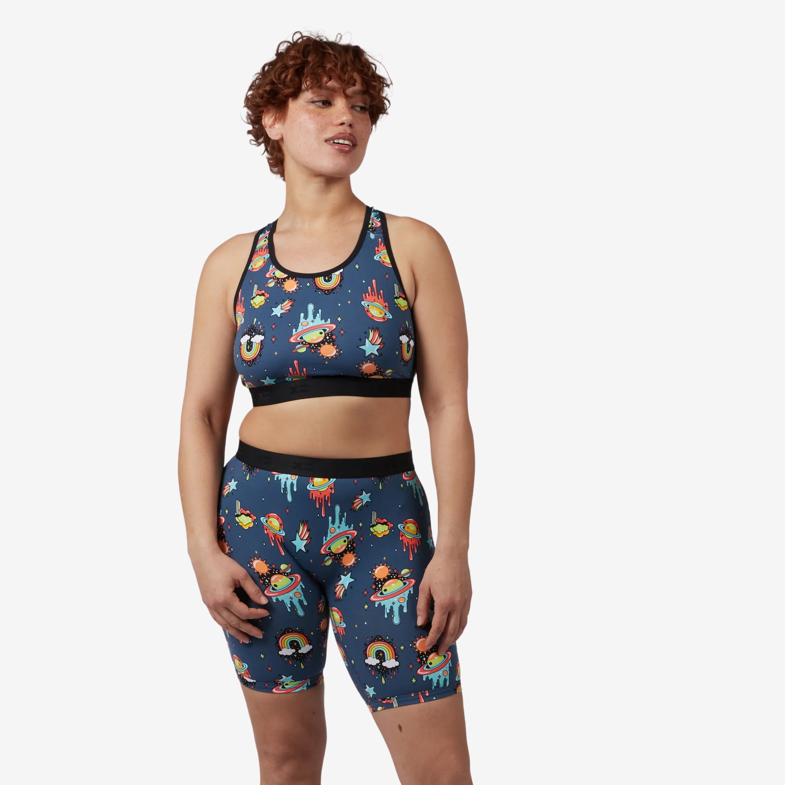 Model: Ariana is 5'7" and wears a medium
