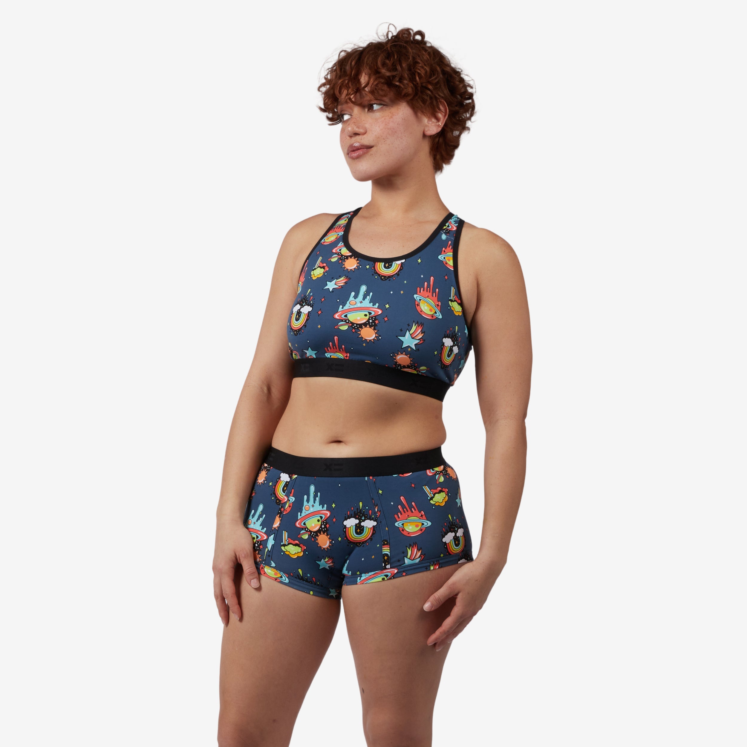 Model: Ariana is 5'7" and wears a medium