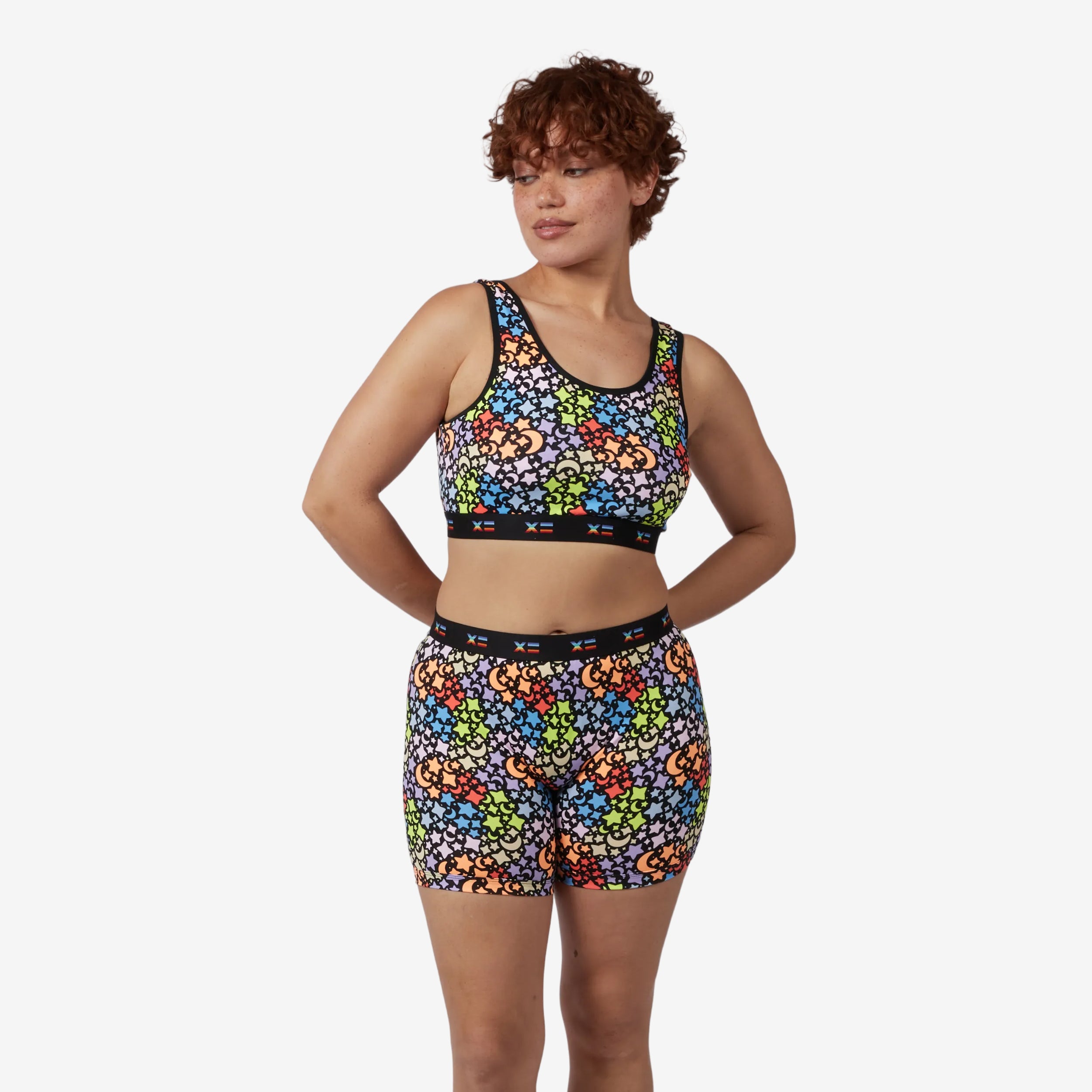 Model: Ariana is 5'7" and wears a medium