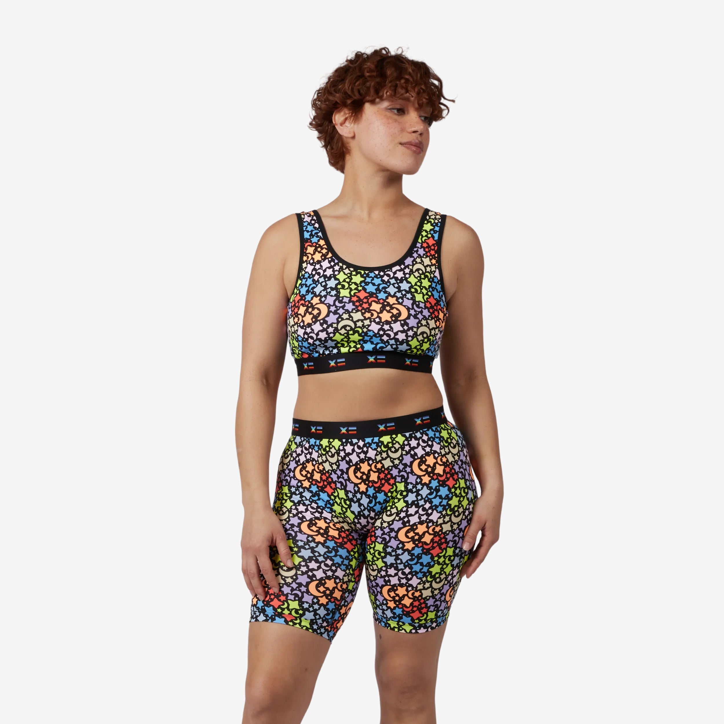 Model: Ariana is 5'7" and wears a medium